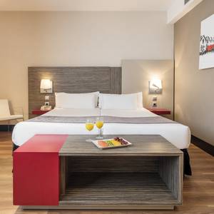 Accessible room Hotel ILUNION Barcelona