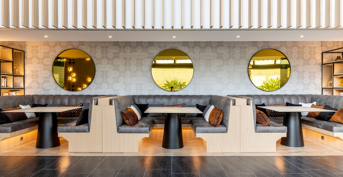 How to reserve spaces Hotel ILUNION Barcelona